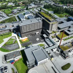 Flyfoto av Førde sentralsjukehus