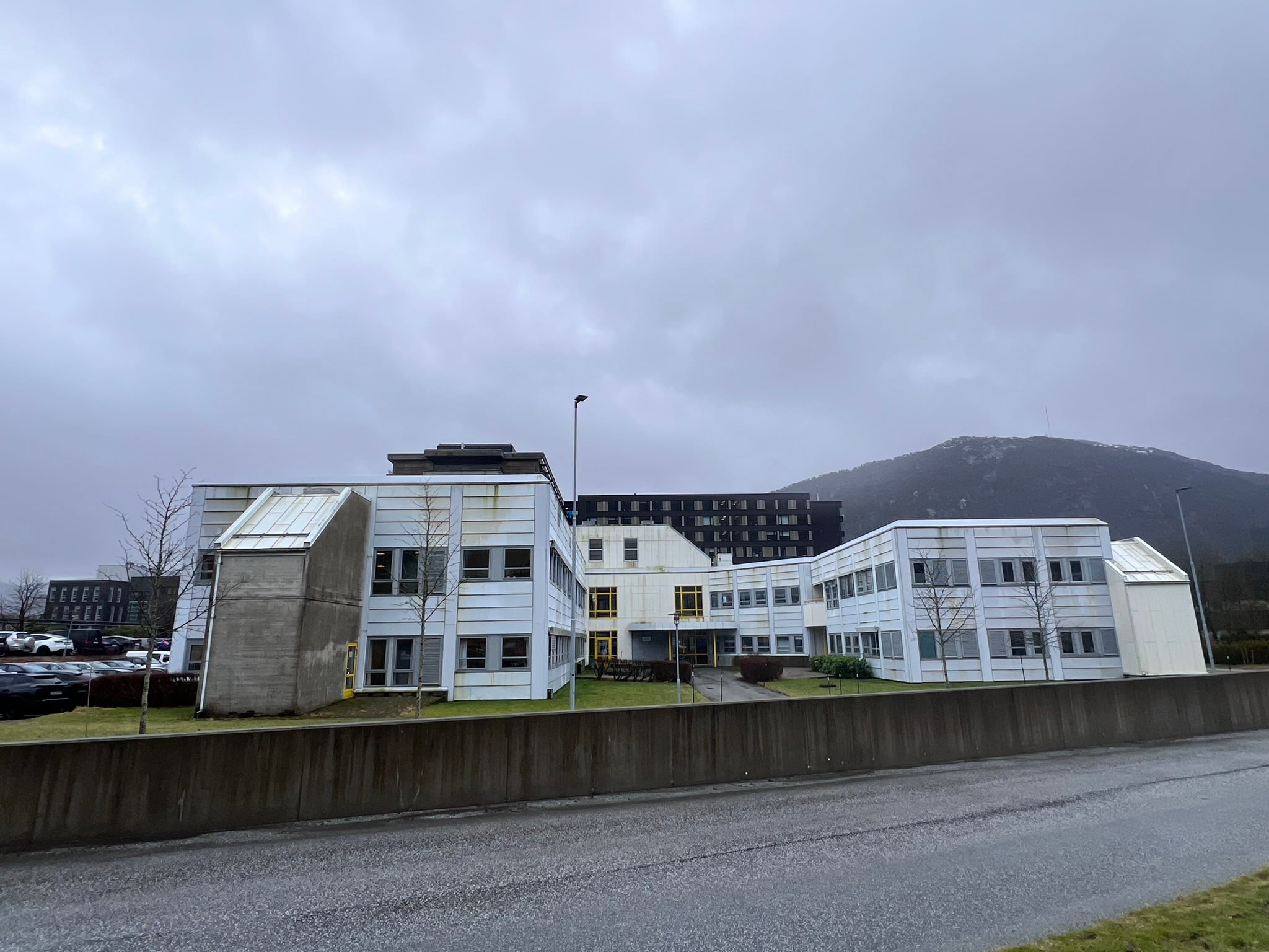 Ei gruppe bygningar