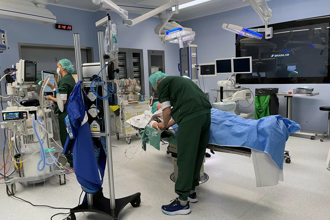 operasjonssal under ein operasjon